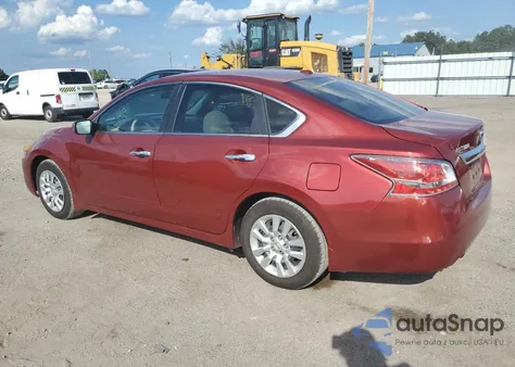 2015 Nissan Altima 2.5 из США, поврежденный, VIN 1N4AL3AP4FC447114